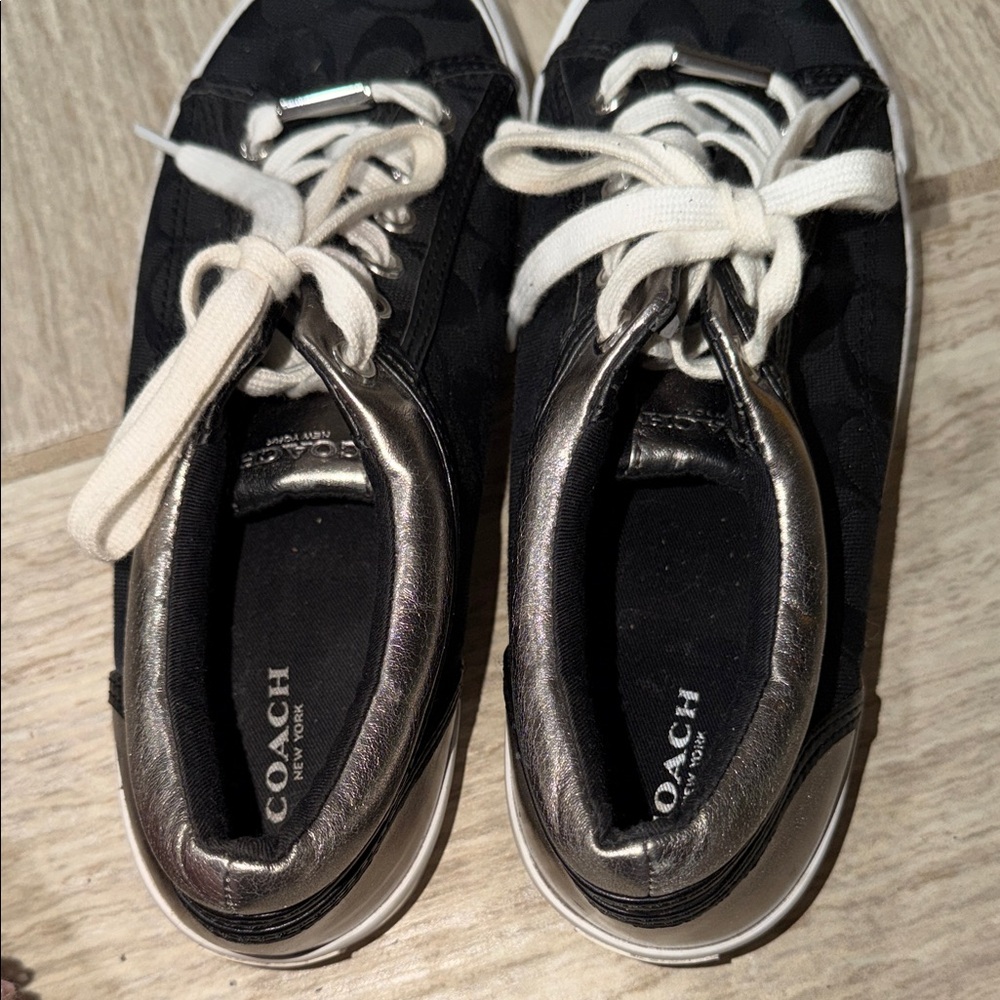 Coach Black and Silver Women's 8.5. - Picture 6 of 8